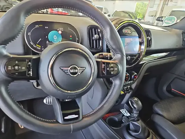 MINI Cooper SE Countryman