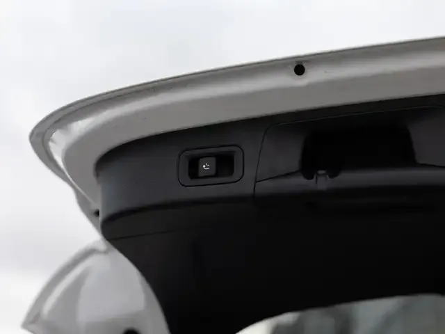 Mercedes-Benz GLA 220