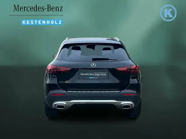 Mercedes-Benz GLA 180