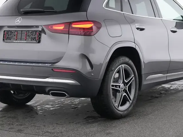 Mercedes-Benz GLA 250