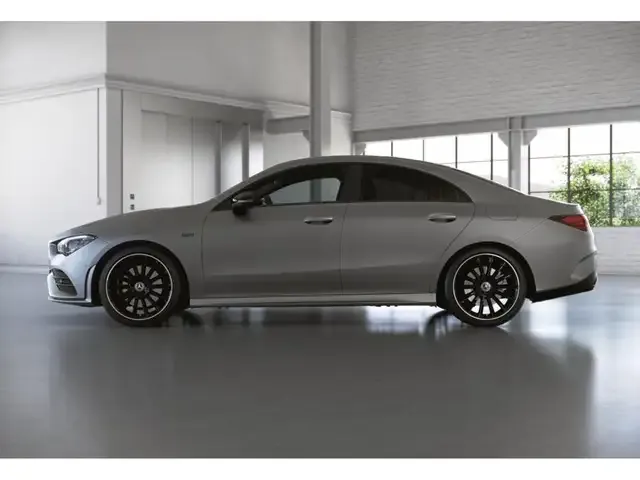Mercedes-Benz CLA 250
