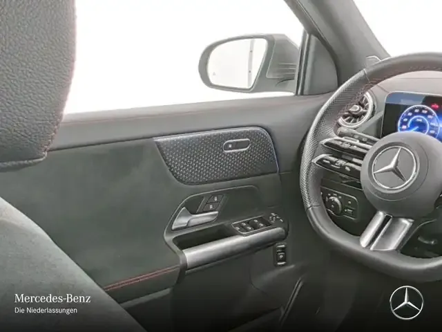 Mercedes-Benz EQA 350