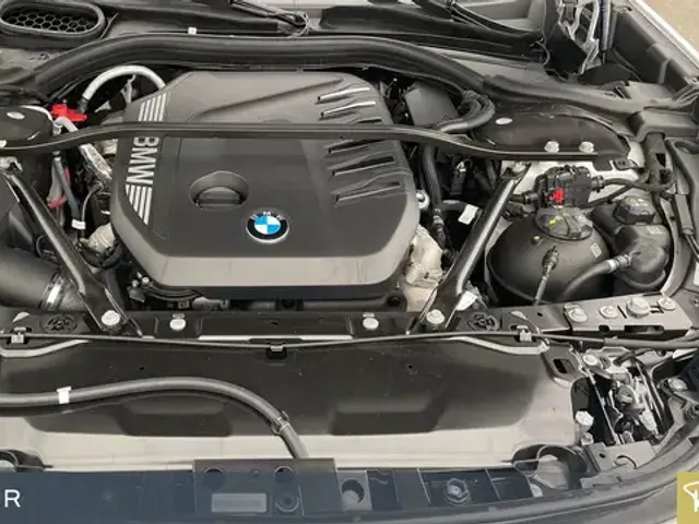 BMW 740
