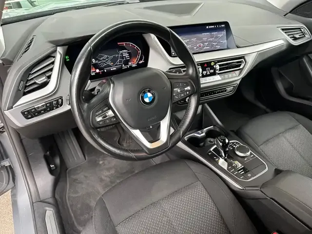 BMW 120