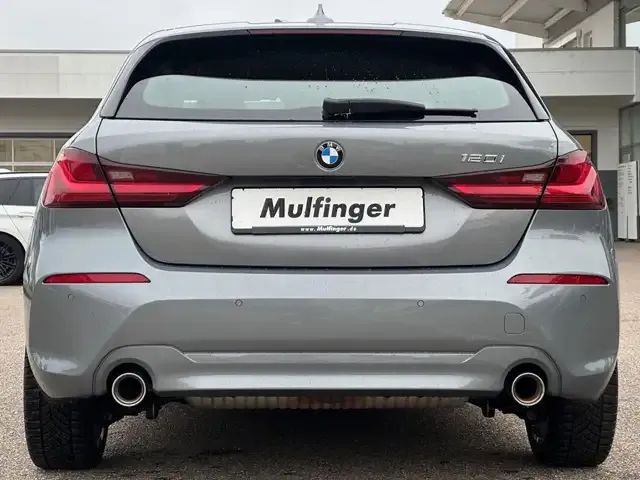 BMW 120