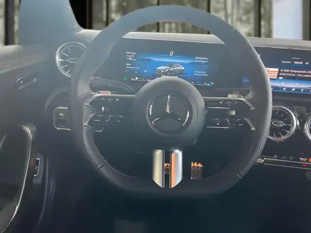 Mercedes-Benz CLA 220