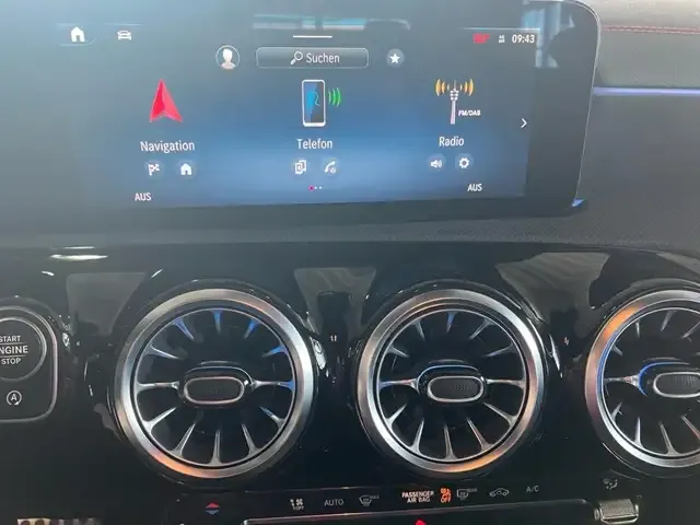 Mercedes-Benz CLA 220
