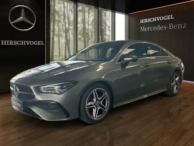Mercedes-Benz CLA 220