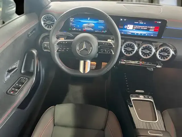 Mercedes-Benz CLA 220