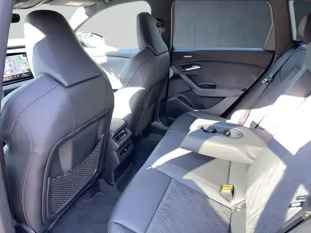 Audi SQ6
