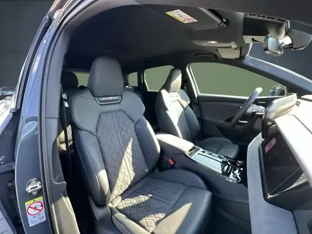 Audi SQ6