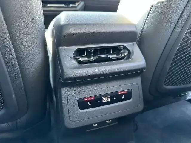 Audi SQ6