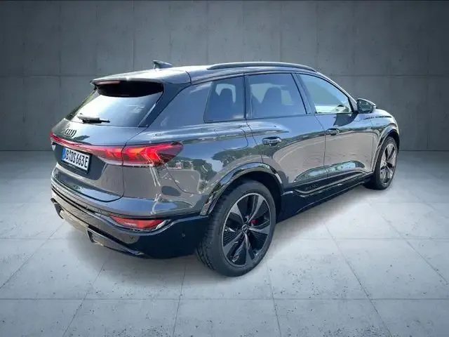 Audi SQ6