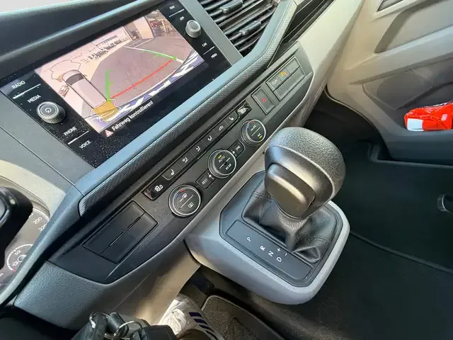 Volkswagen T6.1 Caravelle