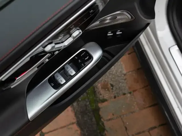 Mercedes-Benz C 63 AMG