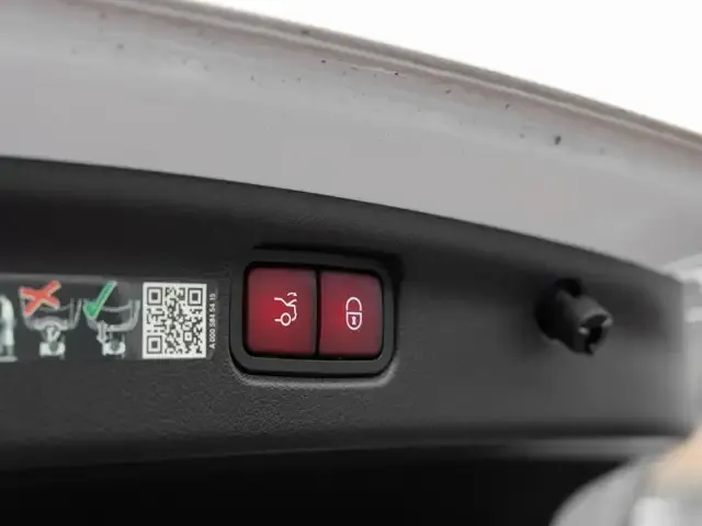 Mercedes-Benz C 63 AMG