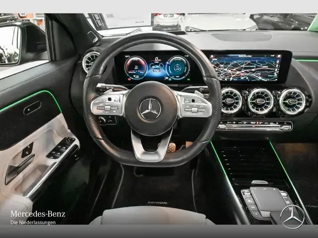 Mercedes-Benz EQA 300