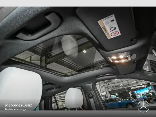 Mercedes-Benz EQA 300