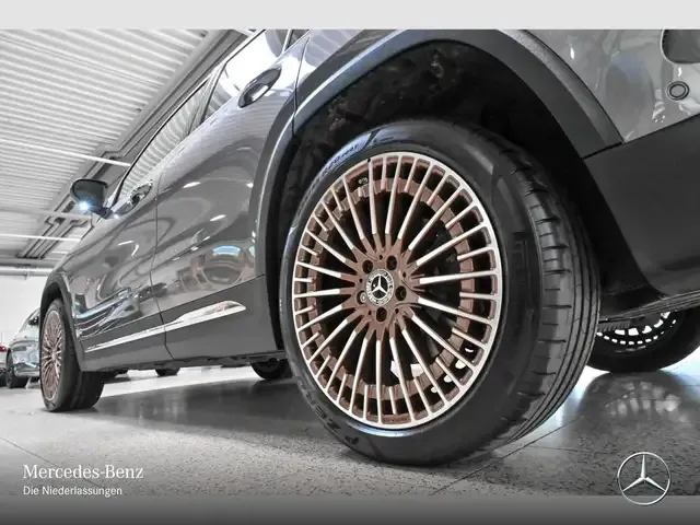 Mercedes-Benz EQA 300