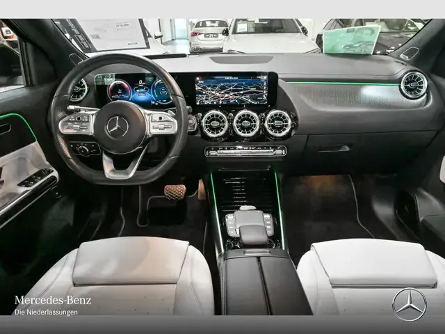 Mercedes-Benz EQA 300