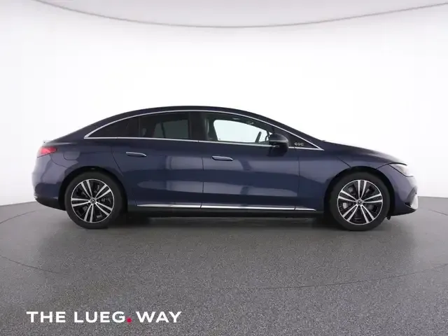 Mercedes-Benz EQE 300