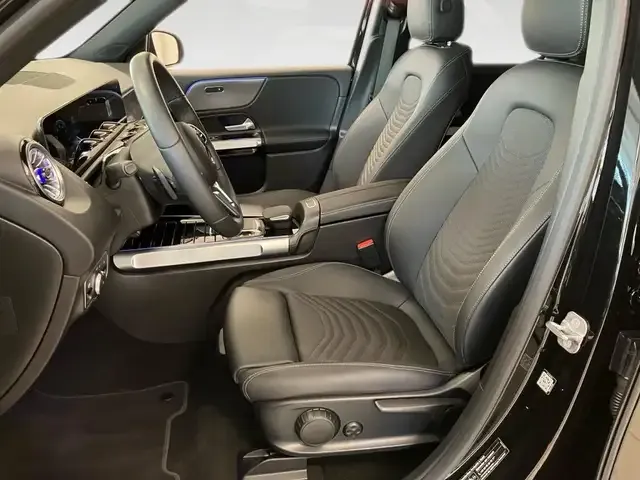 Mercedes-Benz EQB 300