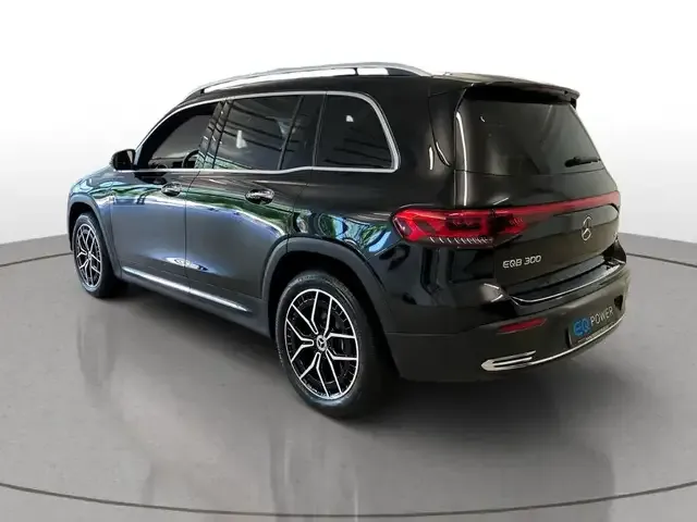 Mercedes-Benz EQB 300