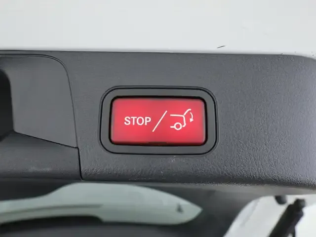 Mercedes-Benz EQB 300
