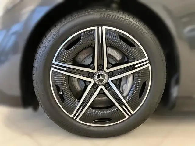 Mercedes-Benz EQE 350