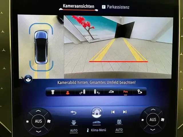 Mercedes-Benz EQE 350