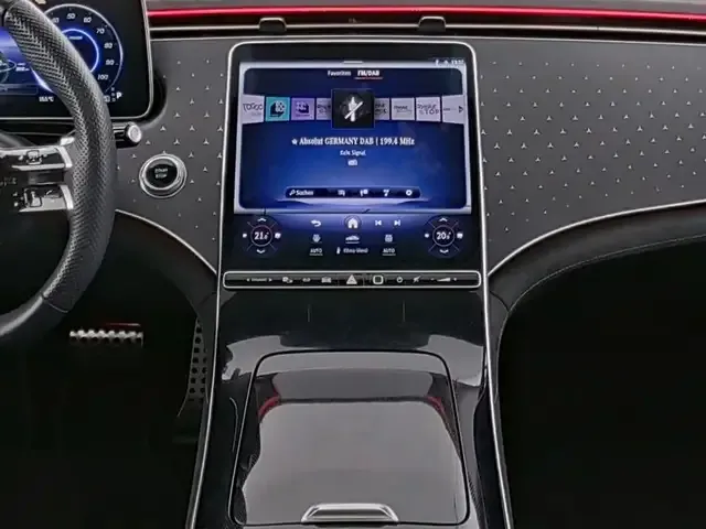 Mercedes-Benz EQE 350