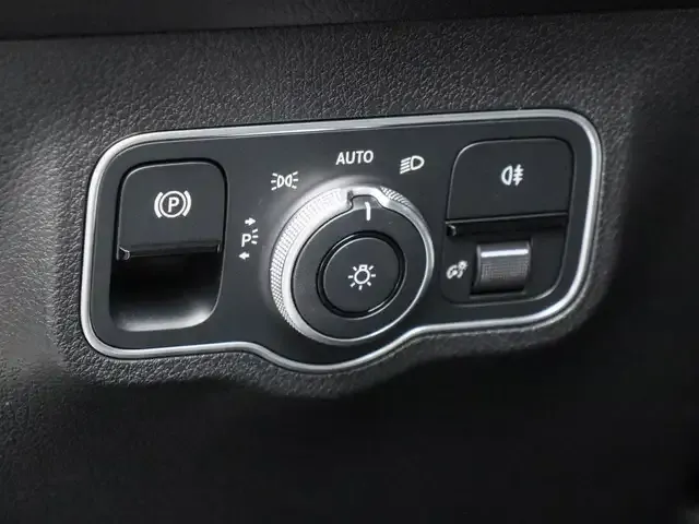 Mercedes-Benz EQB 250