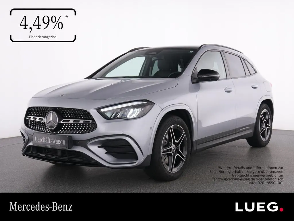 Mercedes-Benz GLA 200