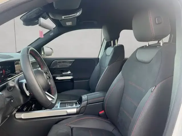 Mercedes-Benz GLB 250