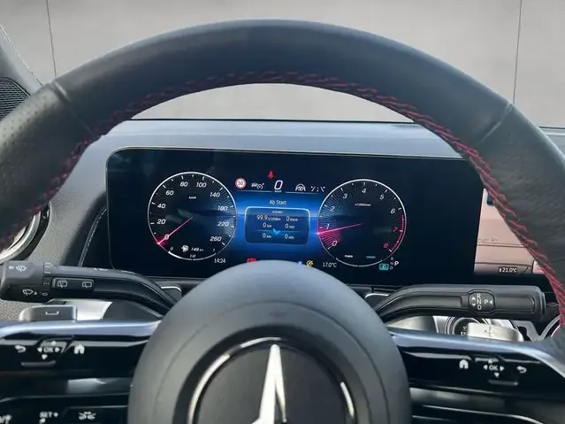 Mercedes-Benz GLB 250