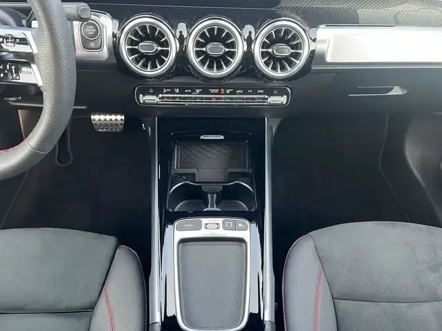 Mercedes-Benz GLB 250