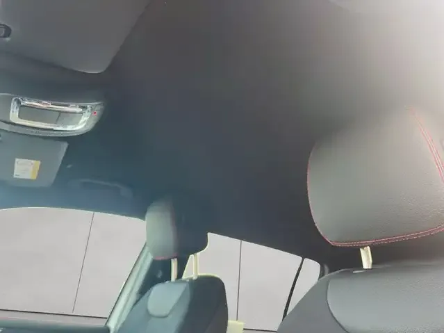 Mercedes-Benz GLB 250