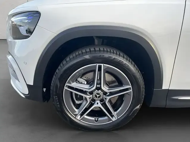 Mercedes-Benz GLB 250