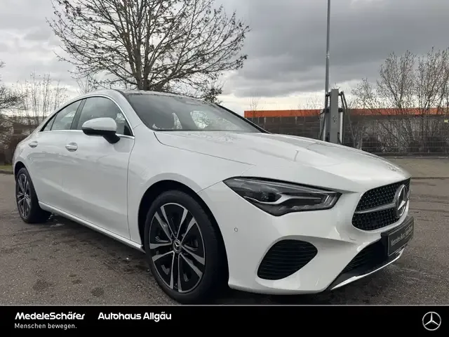 Mercedes-Benz CLA 180