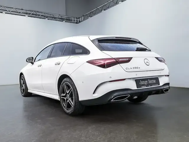 Mercedes-Benz CLA 250
