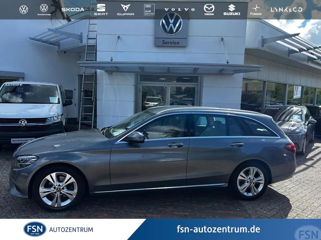 Mercedes-Benz C 220