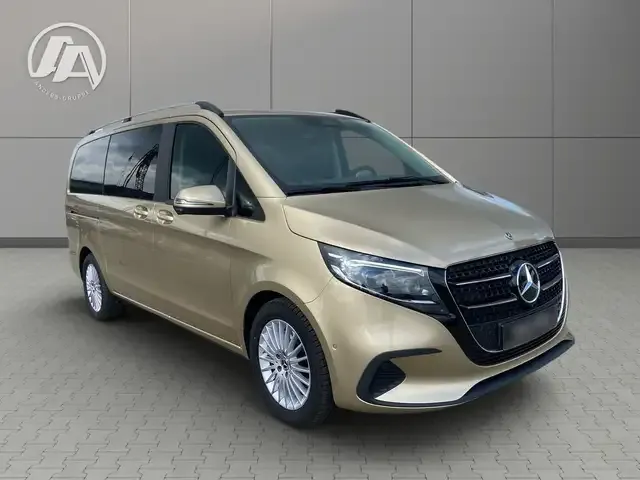 Mercedes-Benz V 250