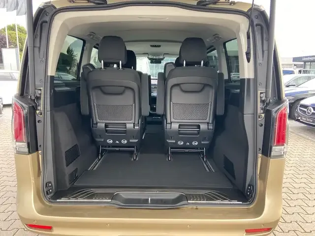 Mercedes-Benz V 250