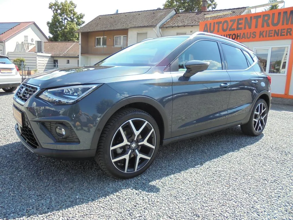 Seat Arona