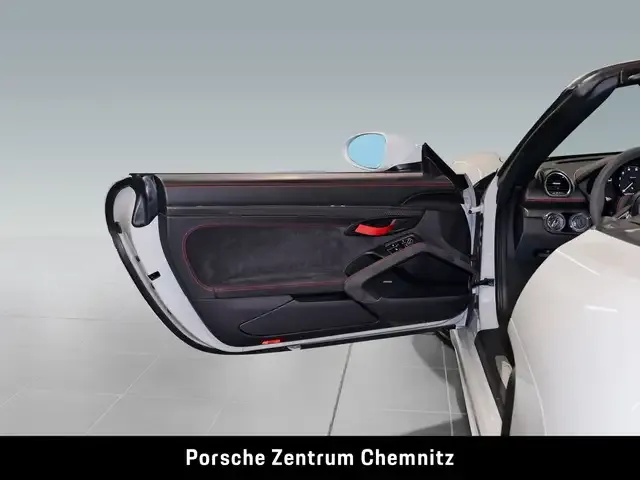Porsche 718 Spyder