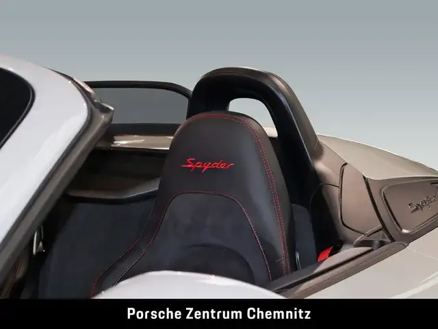 Porsche 718 Spyder