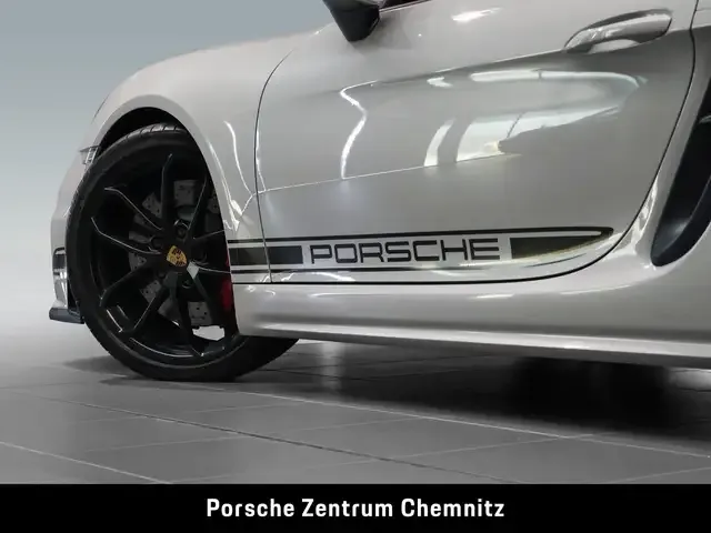 Porsche 718 Spyder