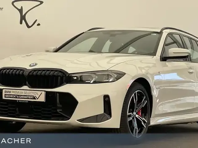 BMW 330