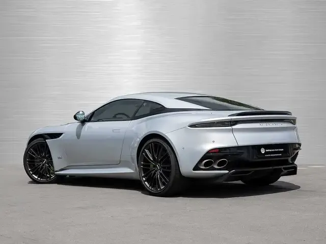 Aston Martin DBS