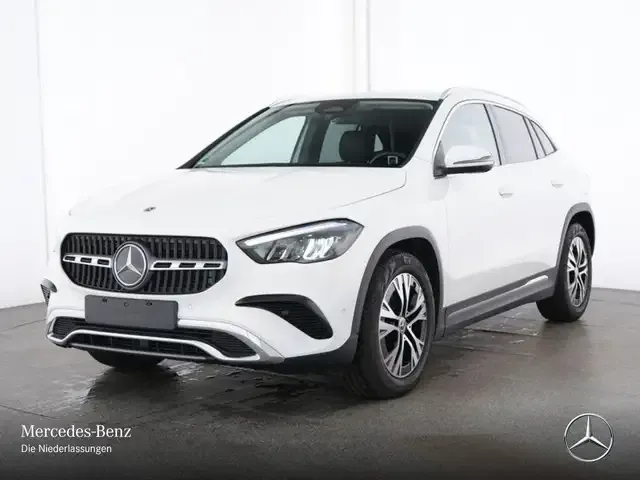 Mercedes-Benz GLA 180
